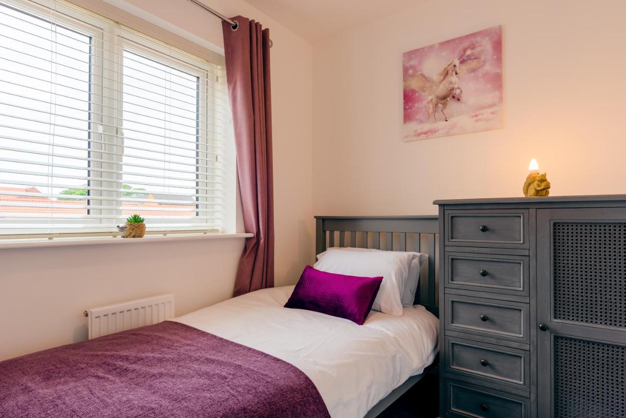 Oakley - Large, Elegant, Dog Friendly & Parking Whitby Exterior foto