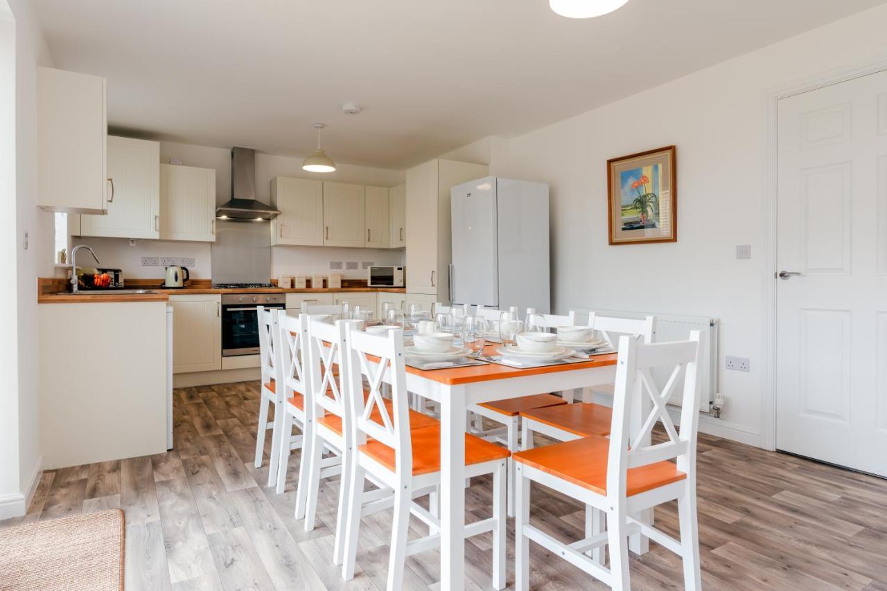 Oakley - Large, Elegant, Dog Friendly & Parking Whitby Exterior foto